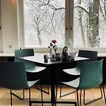 Hotel Schloss 3*