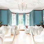 Schloss Hotel 3*