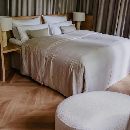 ホテル Schloss Teutschenthal