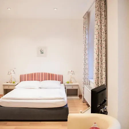 Schloss 3* Teutschenthal