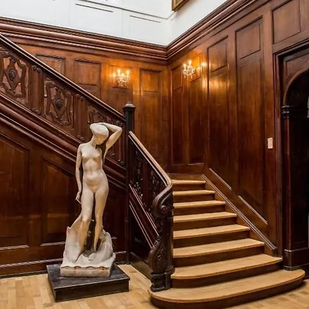 Ξενοδοχείο Schloss 3*